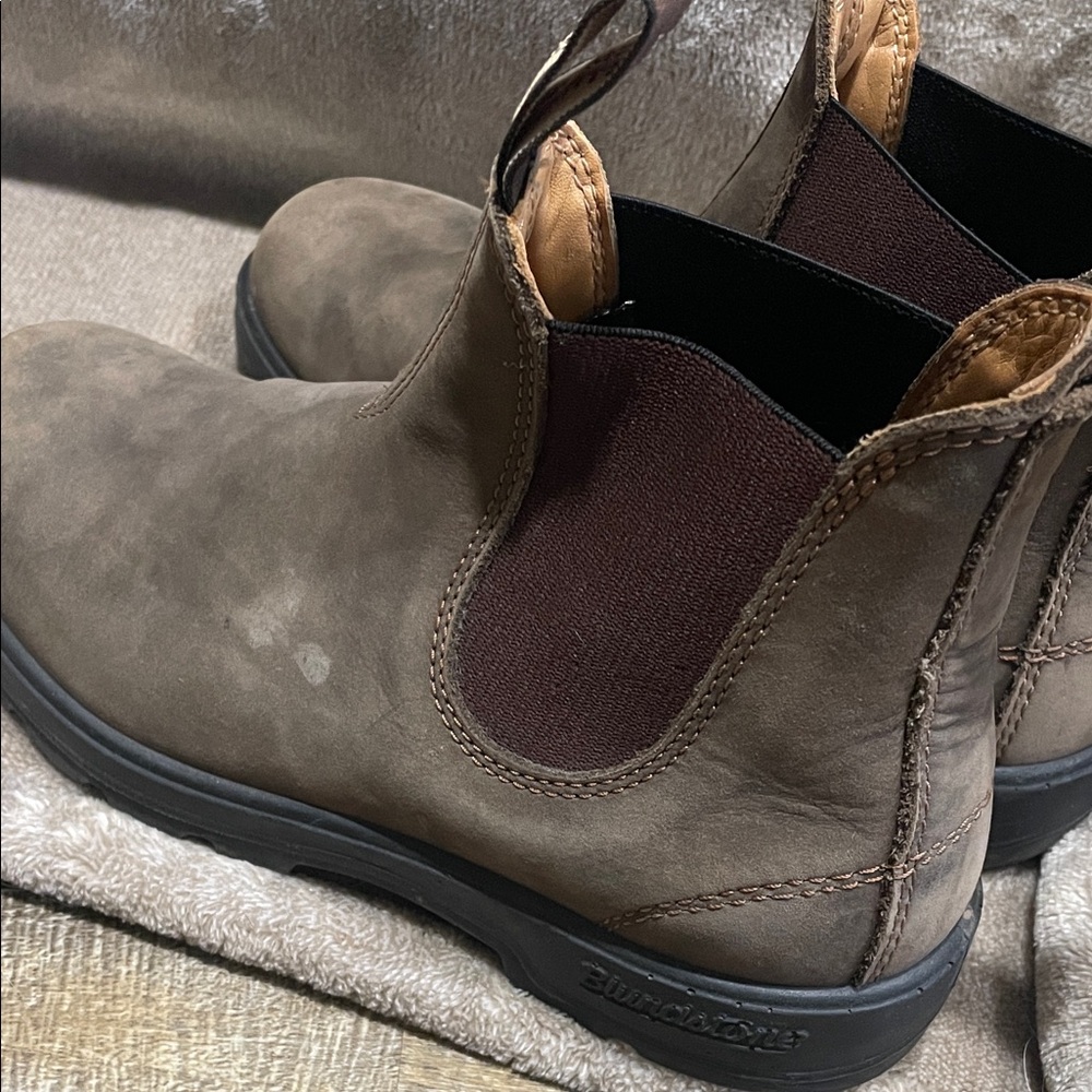 Blundstone Women’s Dark Brown Leather Boots - Picture 4 of 5